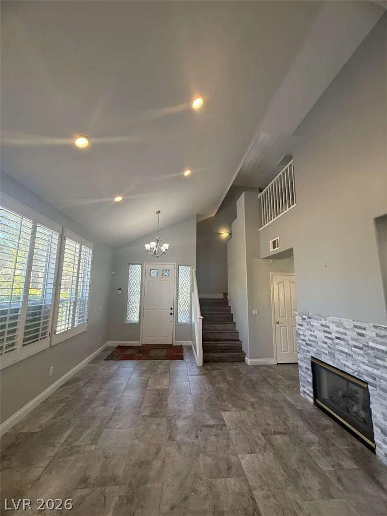 9329 Eagle Ridge, Las Vegas, NV 89134