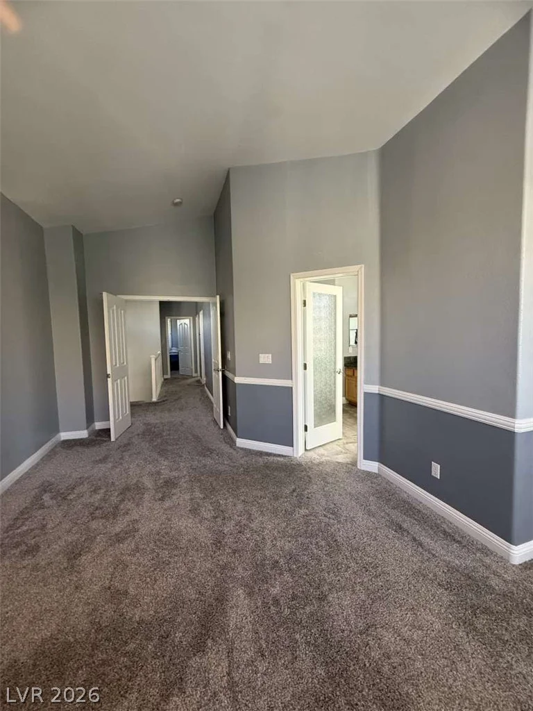 9329 Eagle Ridge, Las Vegas, NV 89134