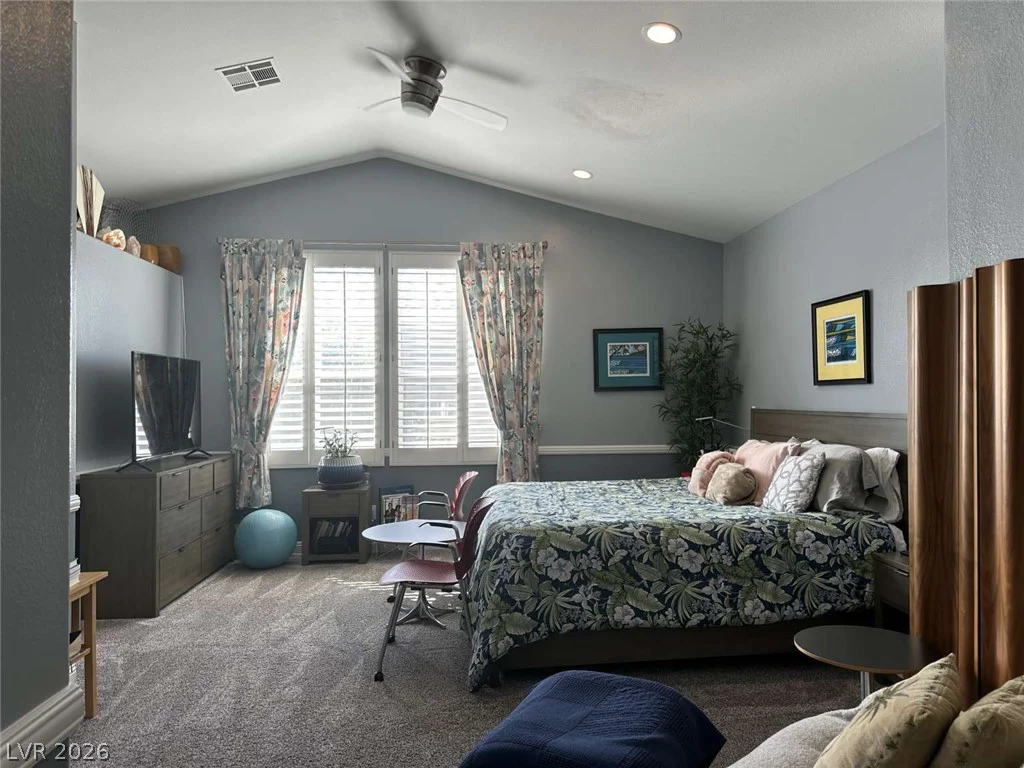 9329 Eagle Ridge, Las Vegas, NV 89134
