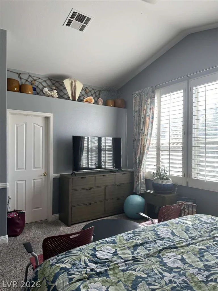 9329 Eagle Ridge, Las Vegas, NV 89134