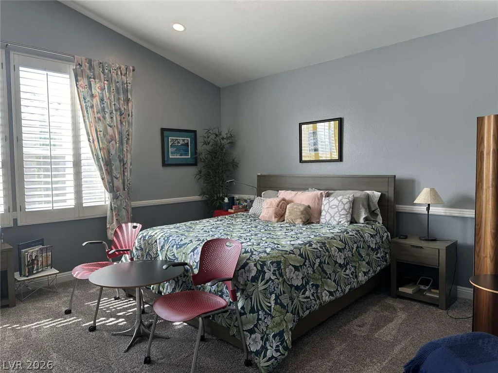9329 Eagle Ridge, Las Vegas, NV 89134