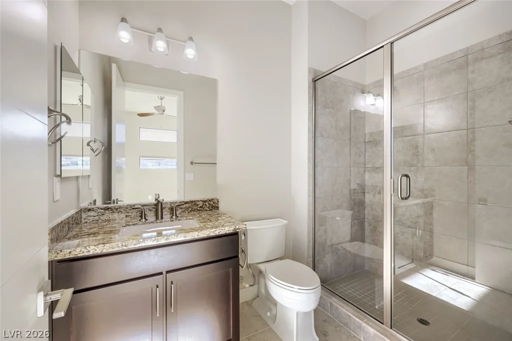70 Grey Feather, Las Vegas, NV 89135
