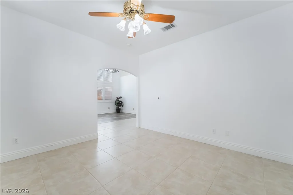5791 Magini, Las Vegas, NV 89141