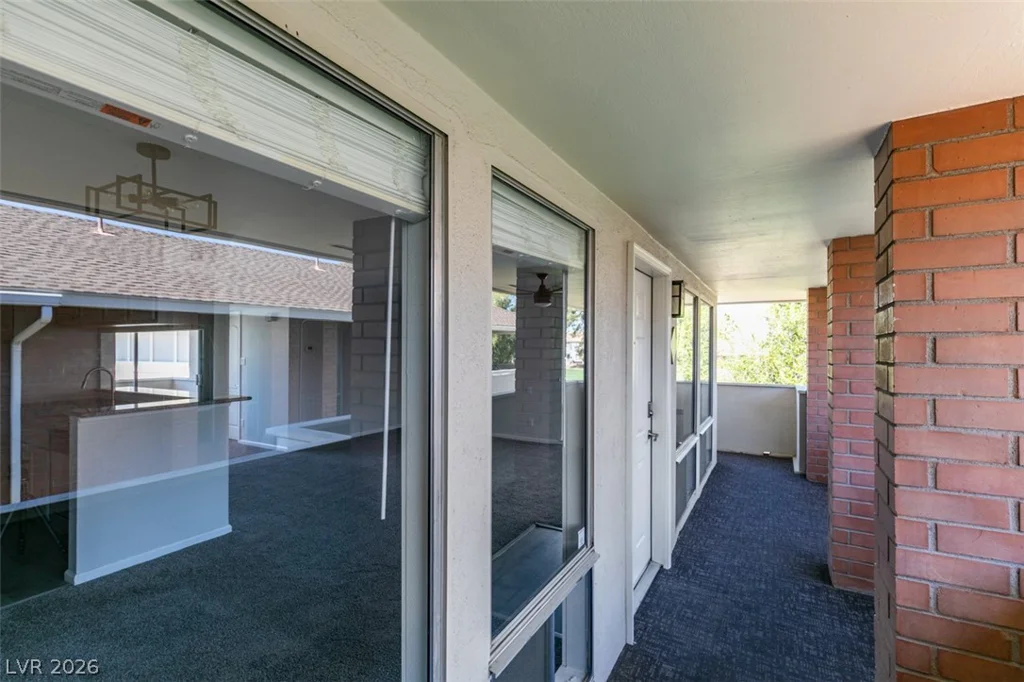 714 Oakmont, Las Vegas, NV 89109