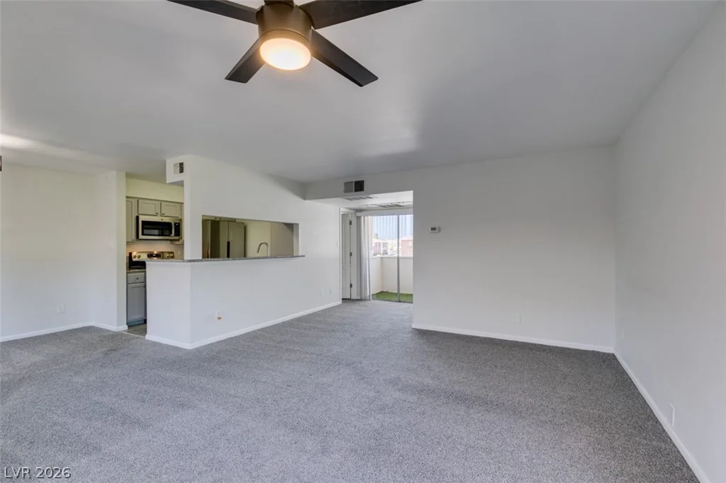 714 Oakmont, Las Vegas, NV 89109