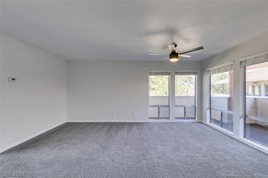 714 Oakmont, Las Vegas, NV 89109
