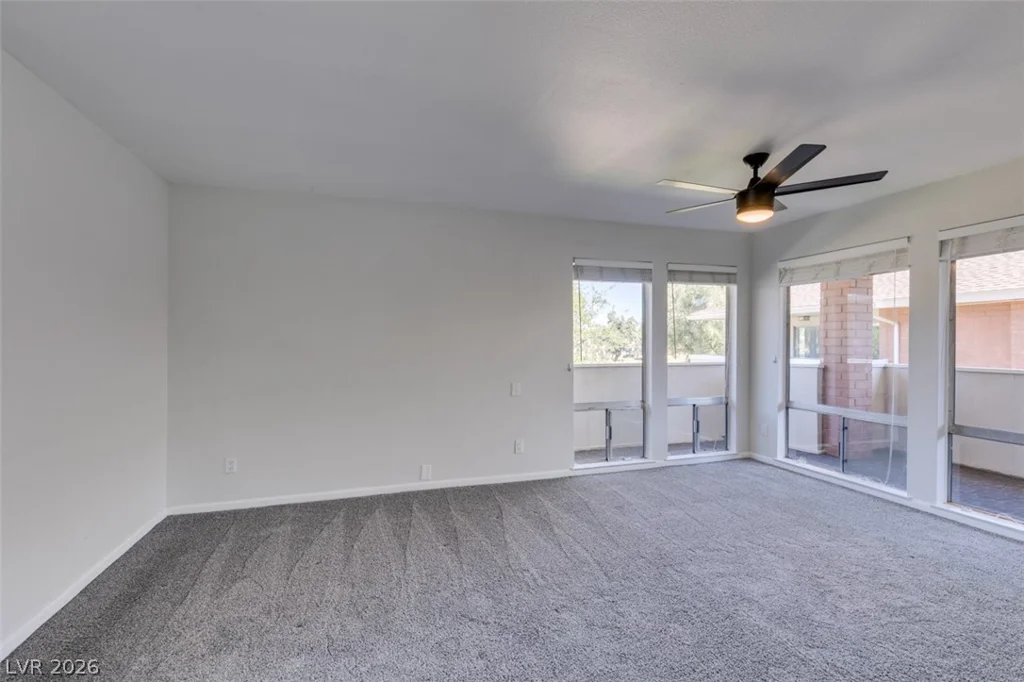 714 Oakmont, Las Vegas, NV 89109