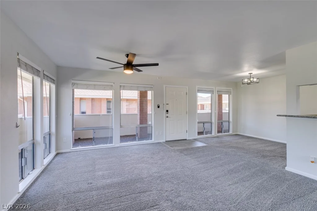 714 Oakmont, Las Vegas, NV 89109