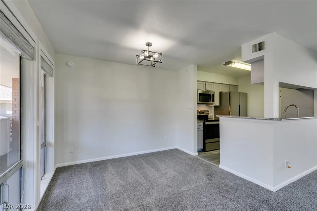 714 Oakmont, Las Vegas, NV 89109