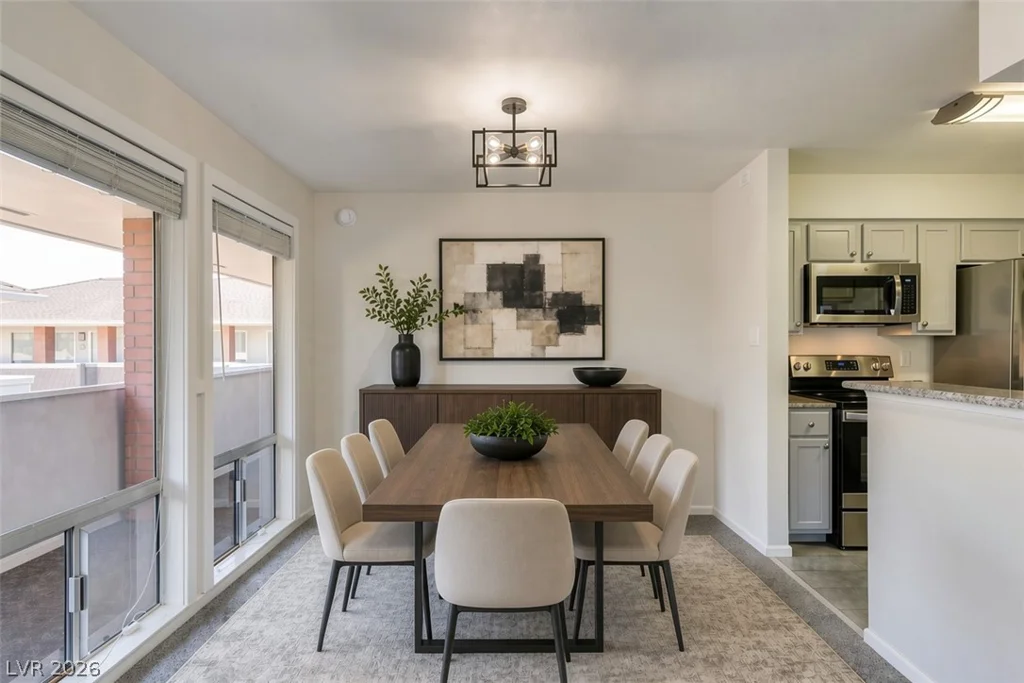 714 Oakmont, Las Vegas, NV 89109
