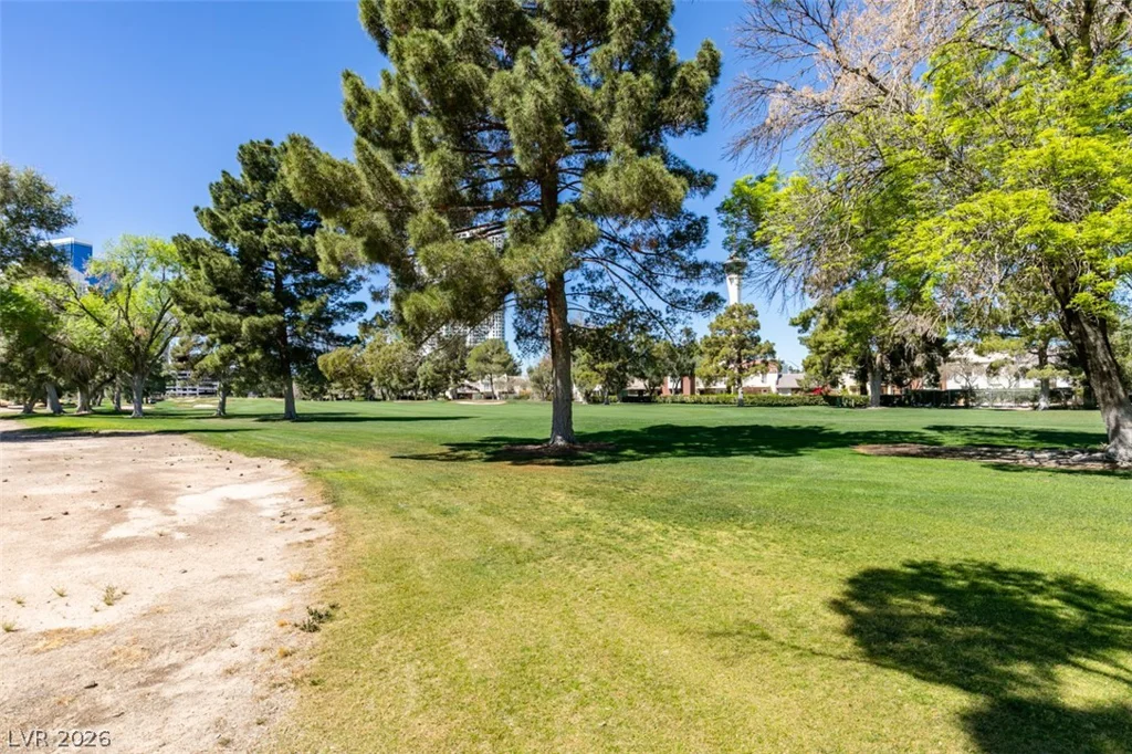 714 Oakmont, Las Vegas, NV 89109