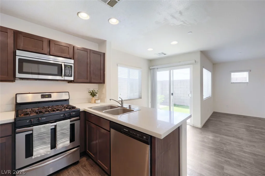 4122 San Cuervo Way, Las Vegas, NV 89115