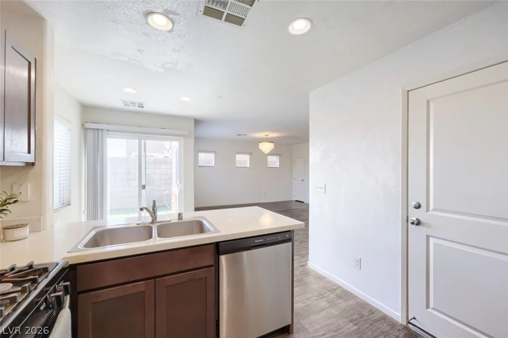 4122 San Cuervo Way, Las Vegas, NV 89115