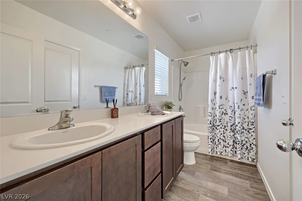 4122 San Cuervo Way, Las Vegas, NV 89115