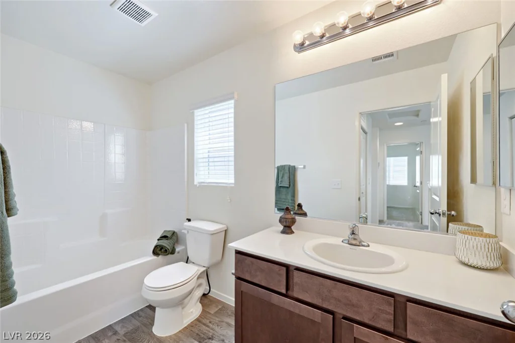 4122 San Cuervo Way, Las Vegas, NV 89115