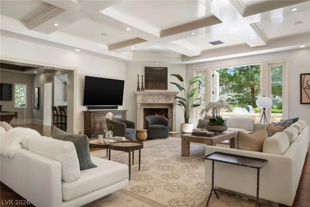 30 Augusta Canyon, Las Vegas, NV 89141