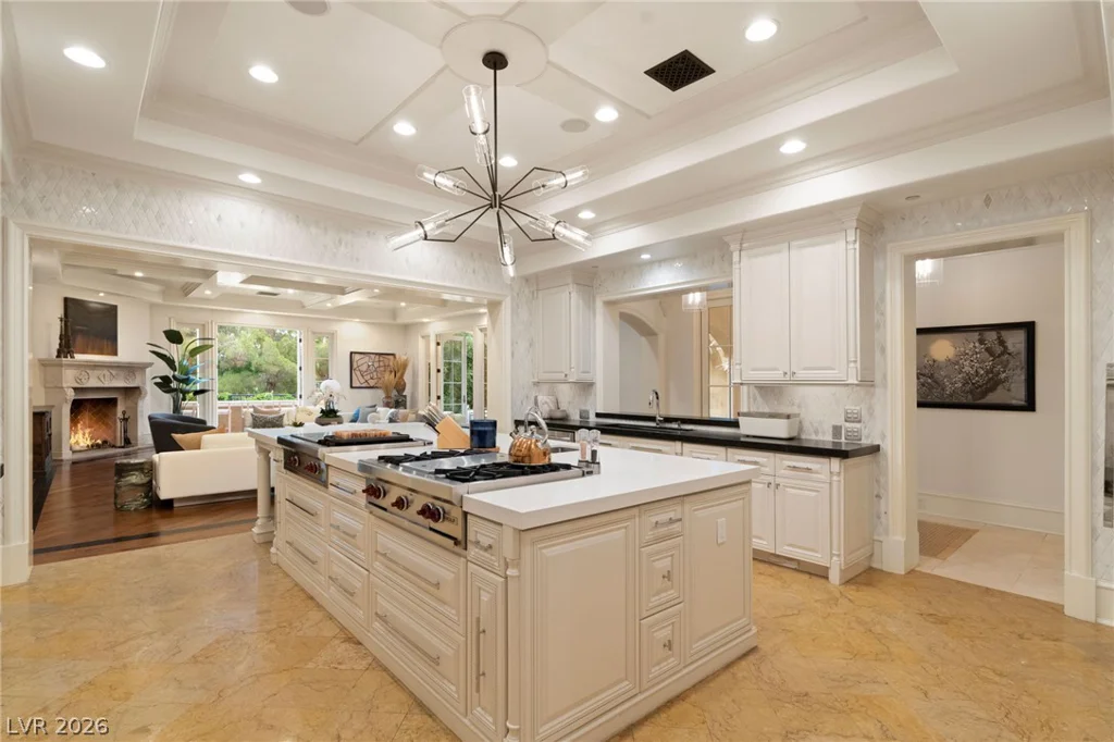 30 Augusta Canyon, Las Vegas, NV 89141