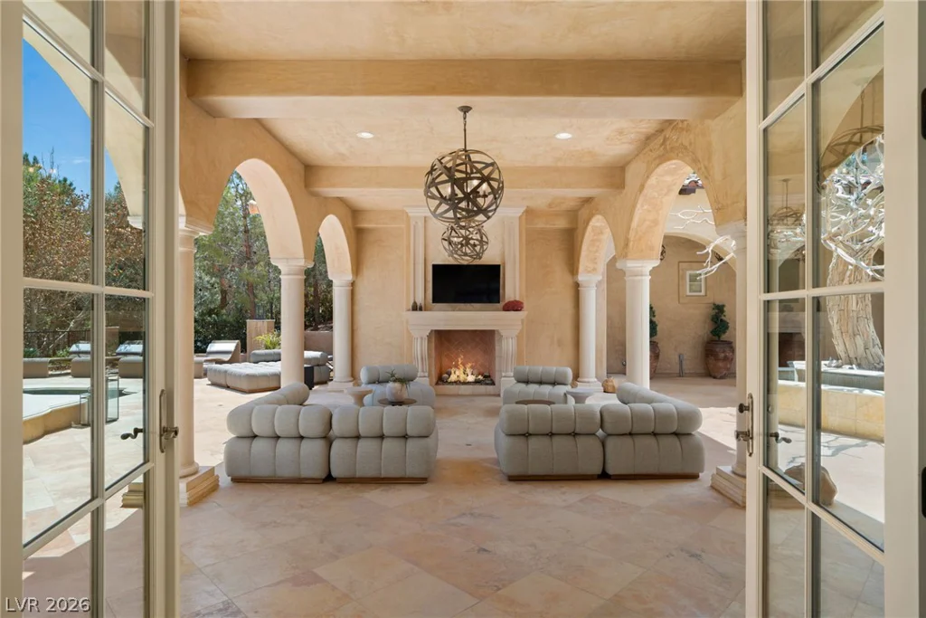 30 Augusta Canyon, Las Vegas, NV 89141
