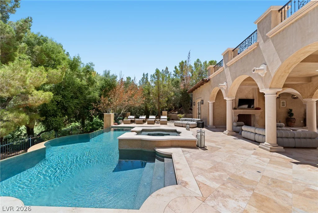 30 Augusta Canyon, Las Vegas, NV 89141