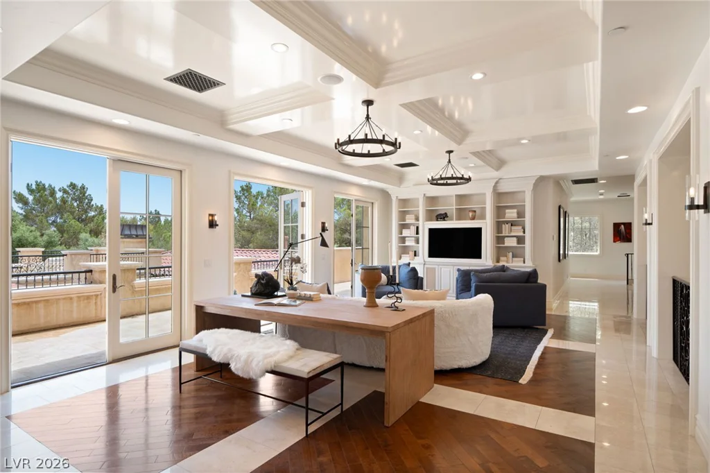 30 Augusta Canyon, Las Vegas, NV 89141