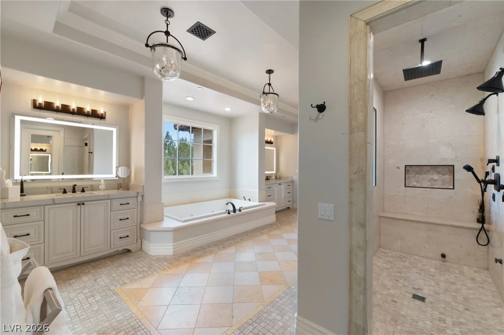 30 Augusta Canyon, Las Vegas, NV 89141