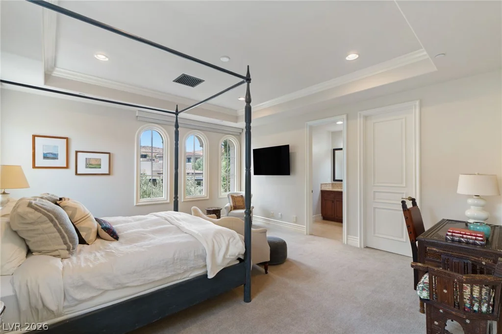 30 Augusta Canyon, Las Vegas, NV 89141