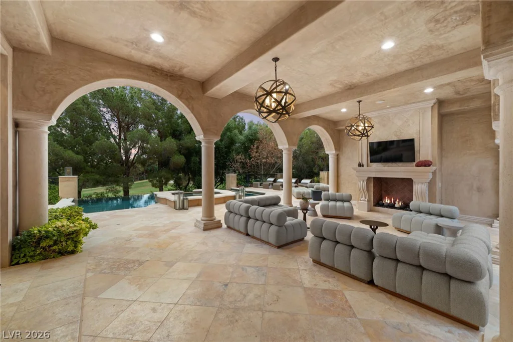 30 Augusta Canyon, Las Vegas, NV 89141