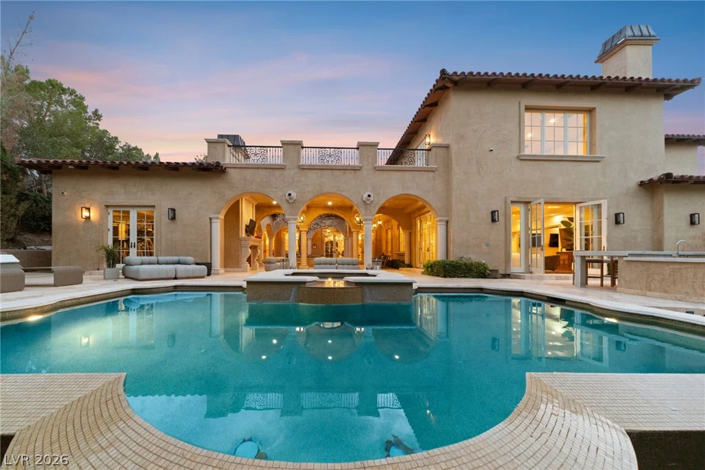 30 Augusta Canyon, Las Vegas, NV 89141