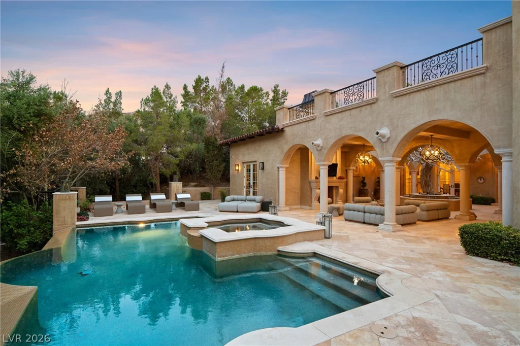 30 Augusta Canyon, Las Vegas, NV 89141