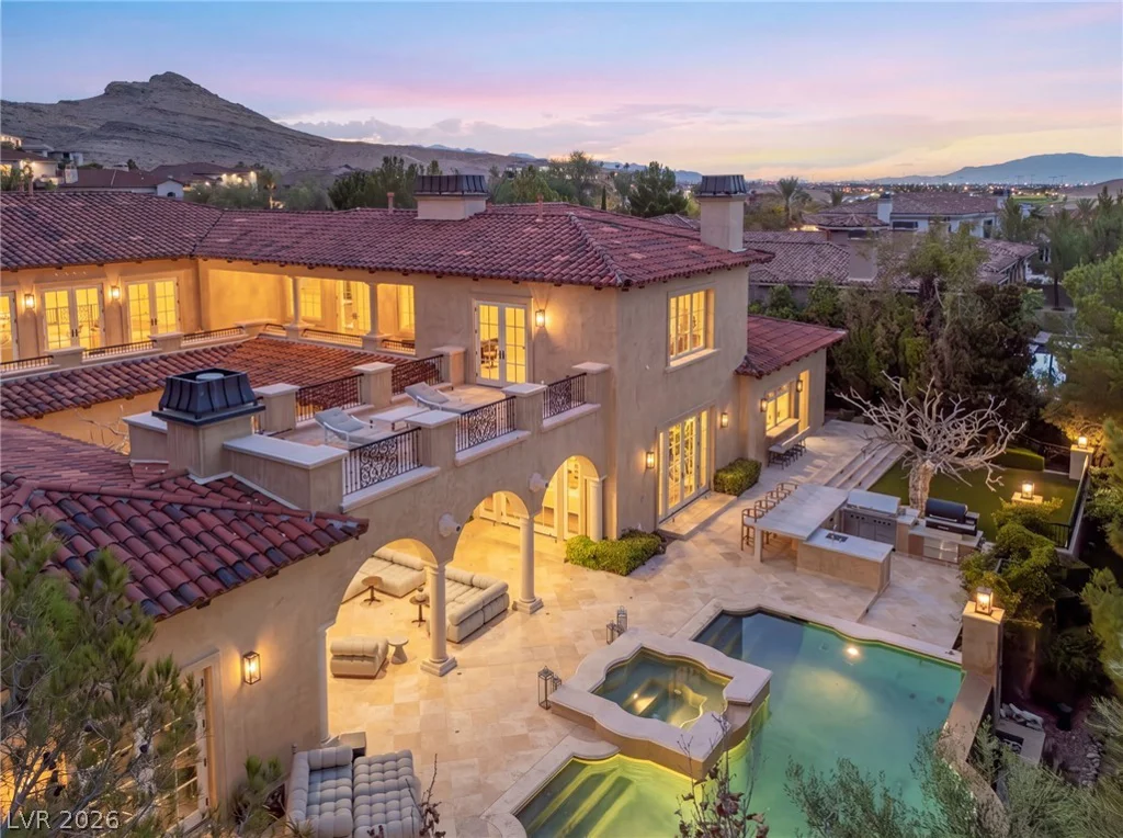 30 Augusta Canyon, Las Vegas, NV 89141