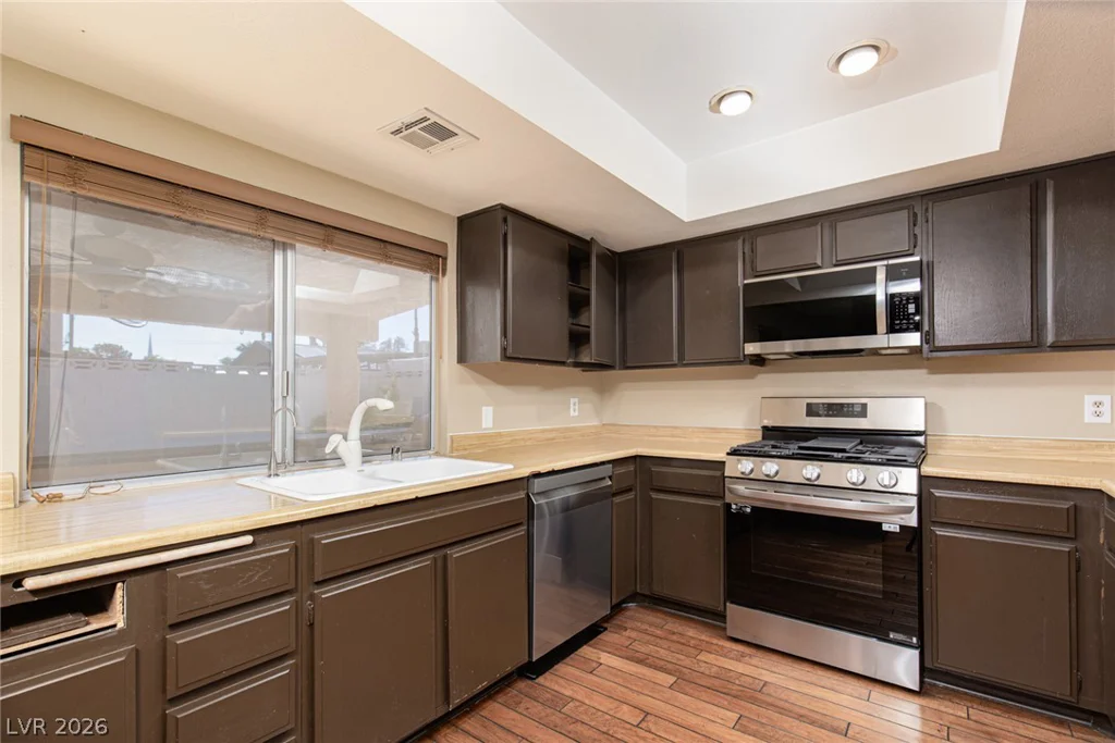 737 Brick, Henderson, NV 89002