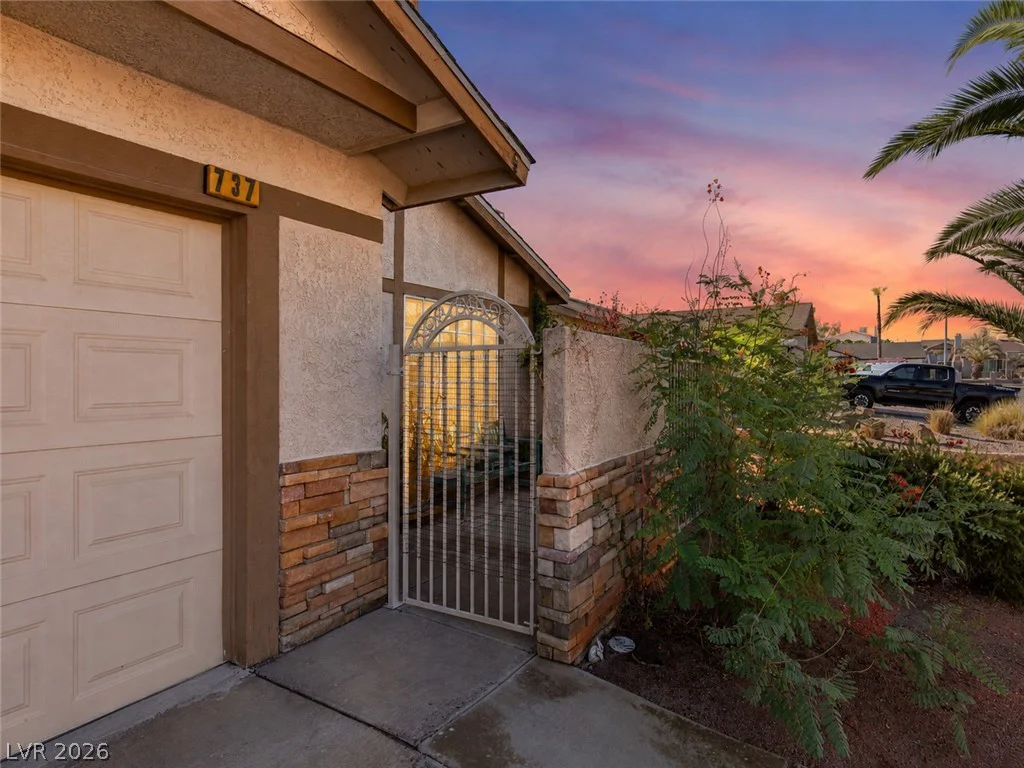 737 Brick, Henderson, NV 89002