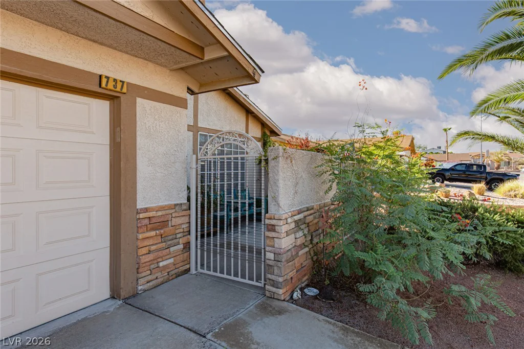 737 Brick, Henderson, NV 89002
