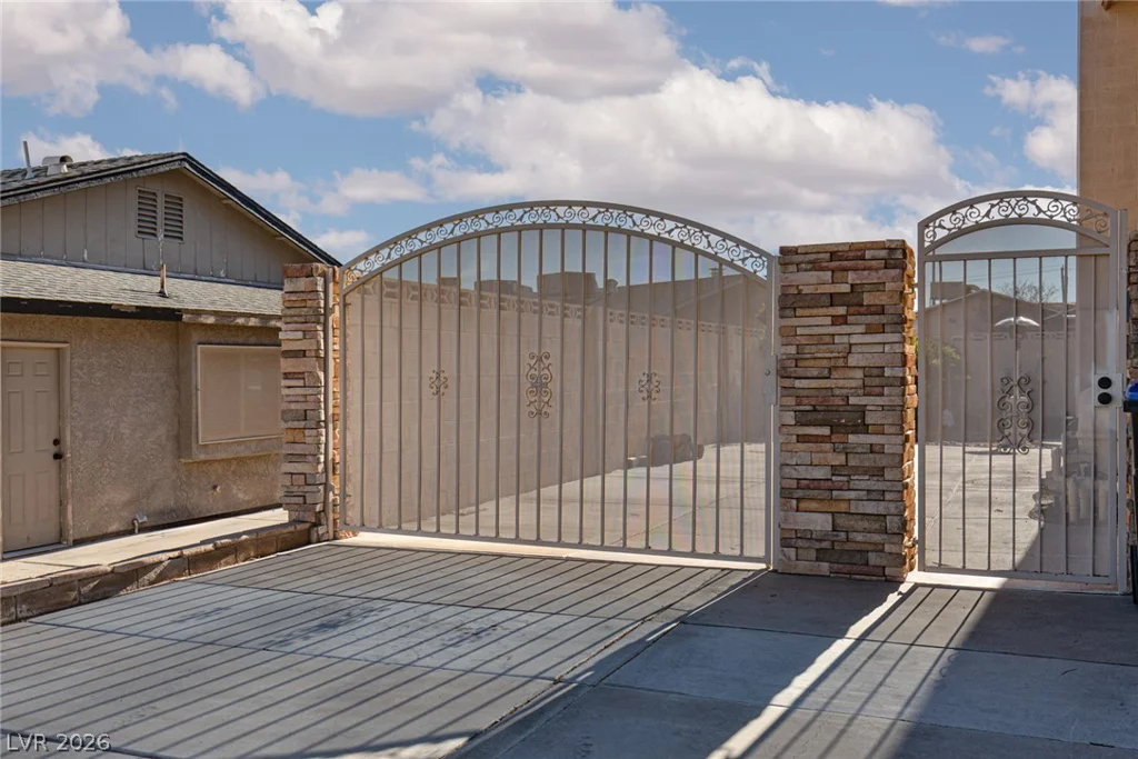 737 Brick, Henderson, NV 89002