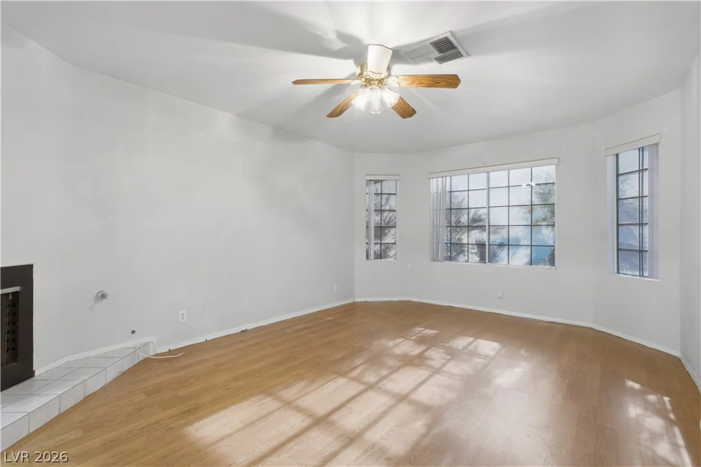 3212 Ivory Coast, Las Vegas, NV 89117