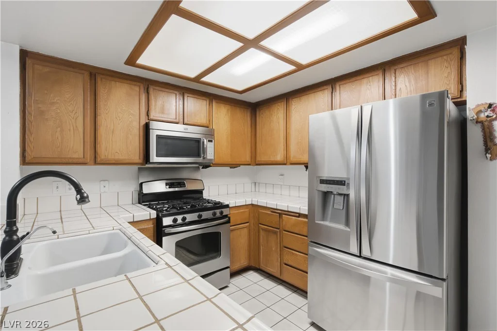 3212 Ivory Coast, Las Vegas, NV 89117