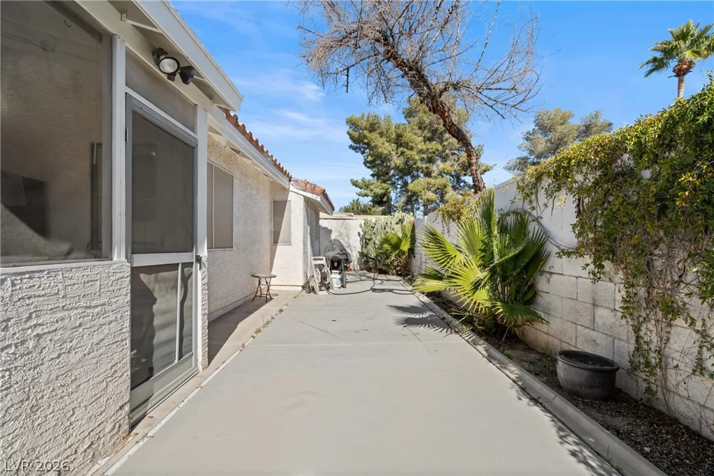 3212 Ivory Coast, Las Vegas, NV 89117