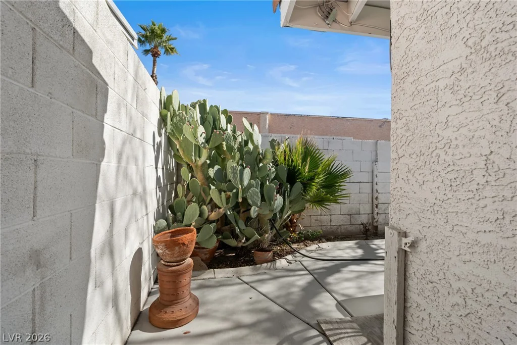 3212 Ivory Coast, Las Vegas, NV 89117