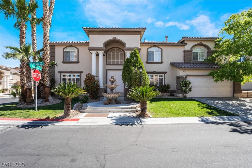 8901 Goldstone, Las Vegas, NV 89143