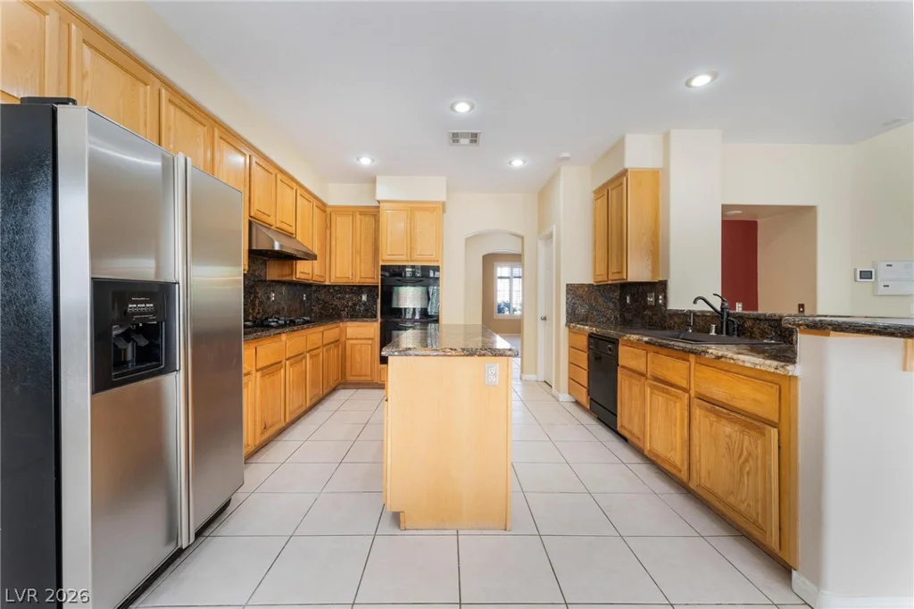 8901 Goldstone, Las Vegas, NV 89143