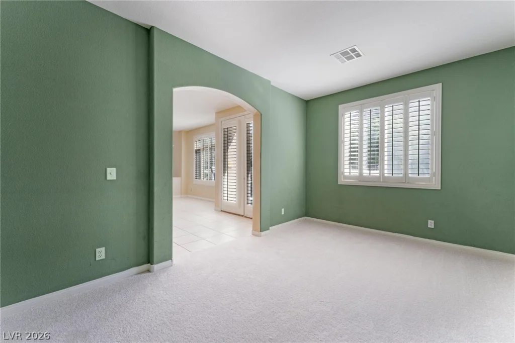 8901 Goldstone, Las Vegas, NV 89143