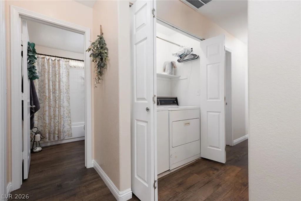 8301 Hydra, Las Vegas, NV 89128