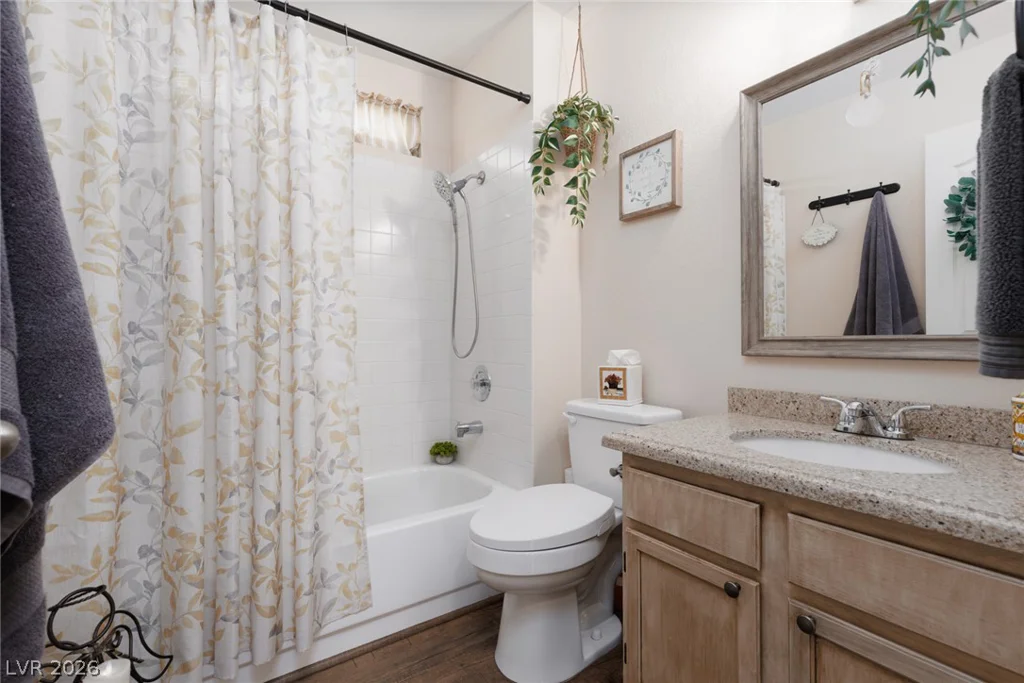 8301 Hydra, Las Vegas, NV 89128