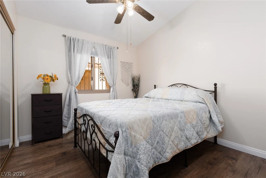 8301 Hydra, Las Vegas, NV 89128