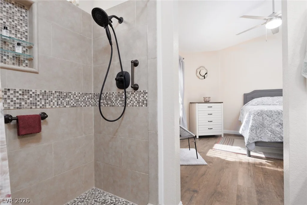 8301 Hydra, Las Vegas, NV 89128