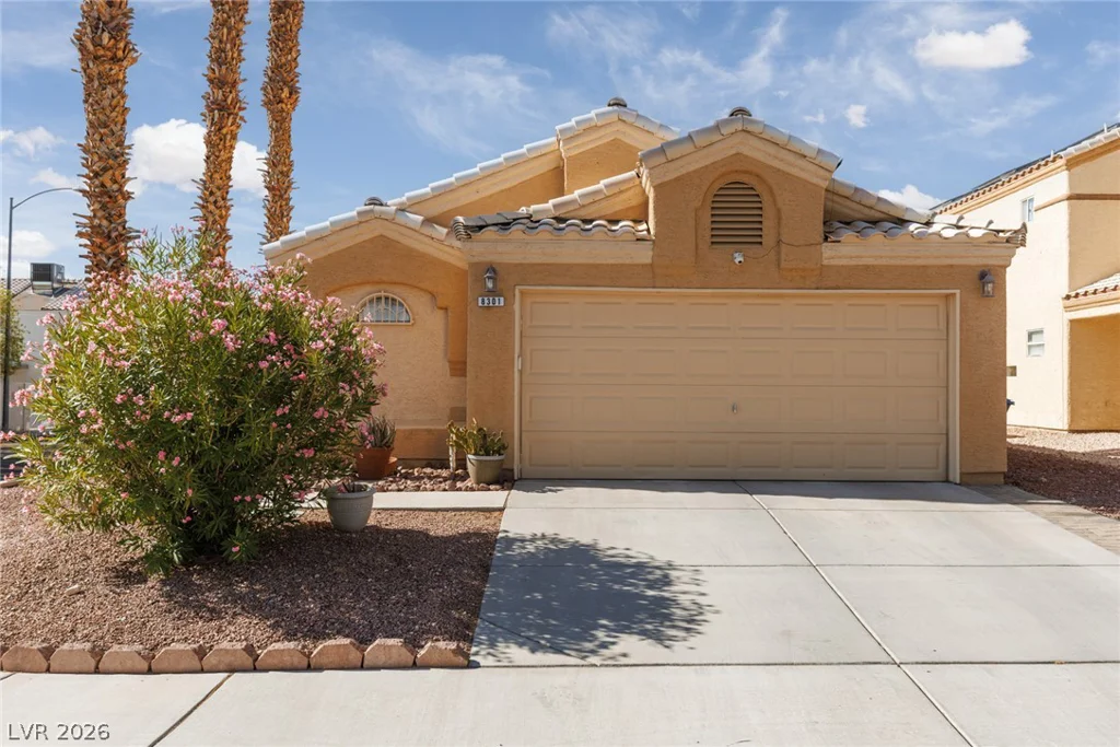 8301 Hydra, Las Vegas, NV 89128