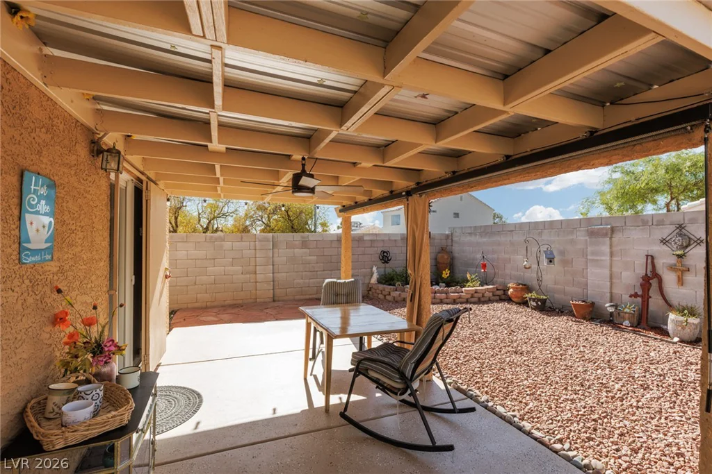 8301 Hydra, Las Vegas, NV 89128