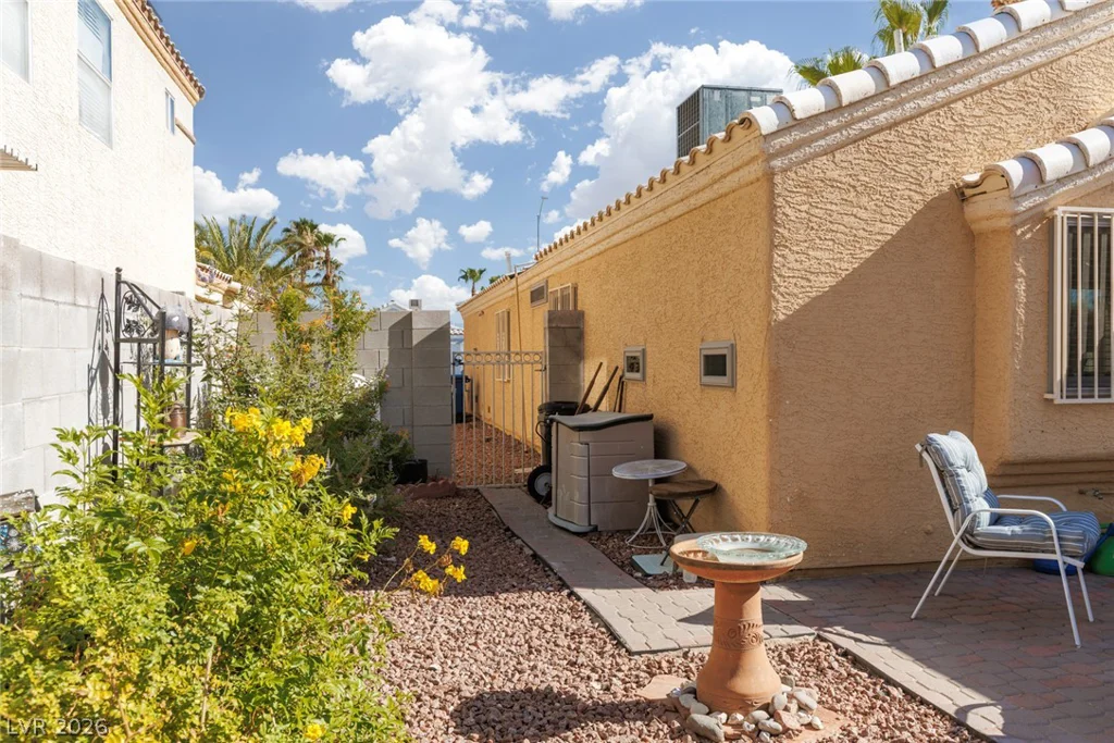 8301 Hydra, Las Vegas, NV 89128