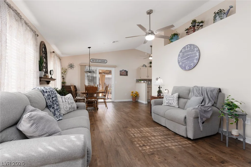8301 Hydra, Las Vegas, NV 89128