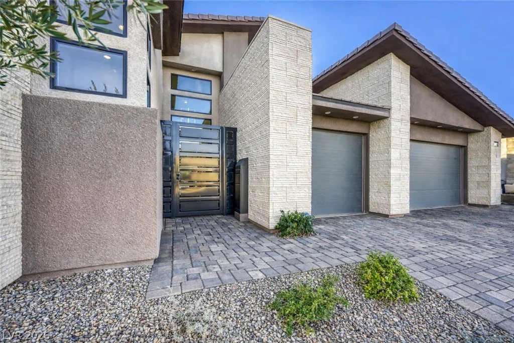 5185 Rock Daisy, Las Vegas, NV 89135